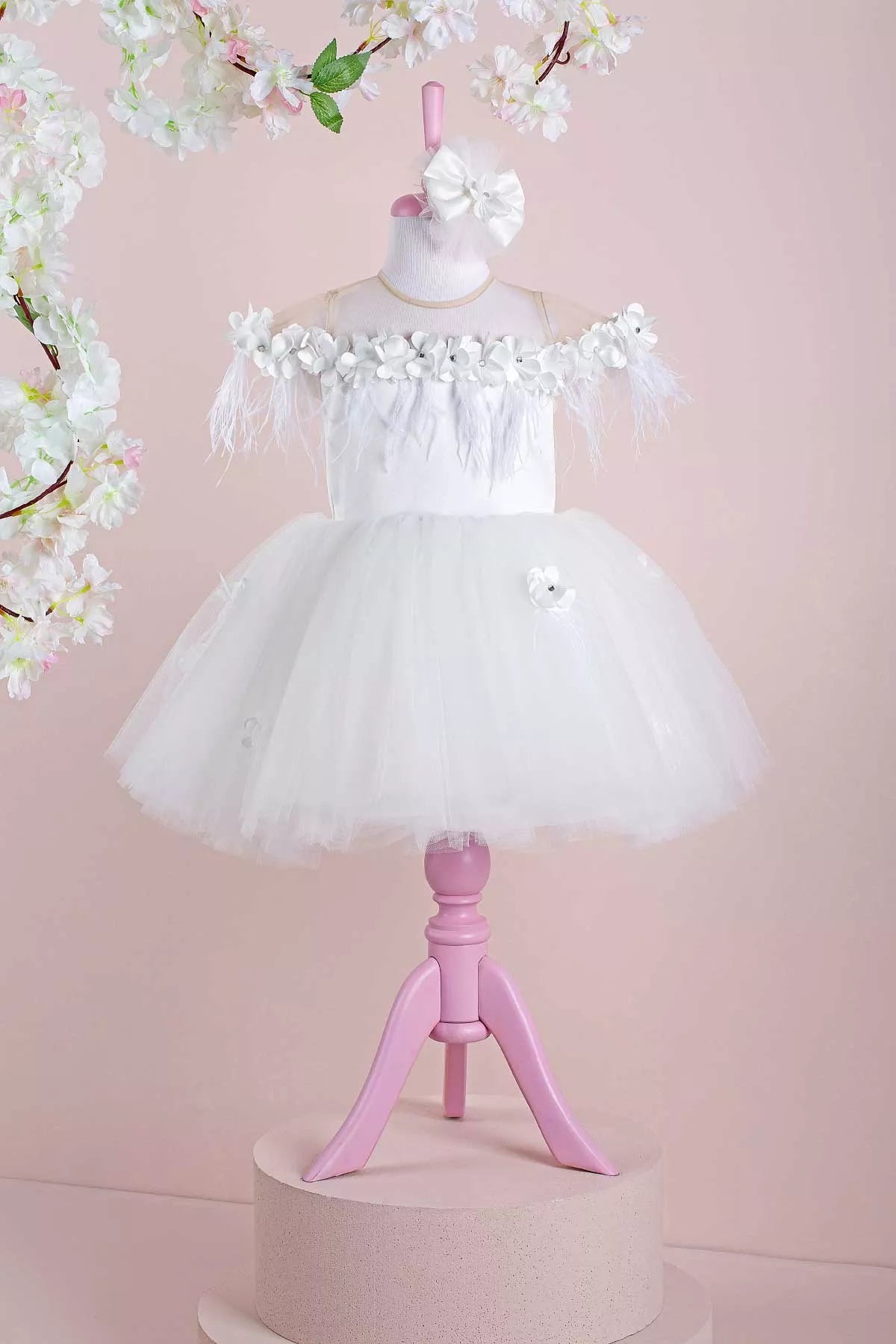 A-line party dressesViolet White Party Dress