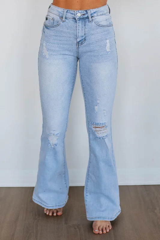 women's denim jeans for a casual FridayArissa KanCan Jeans