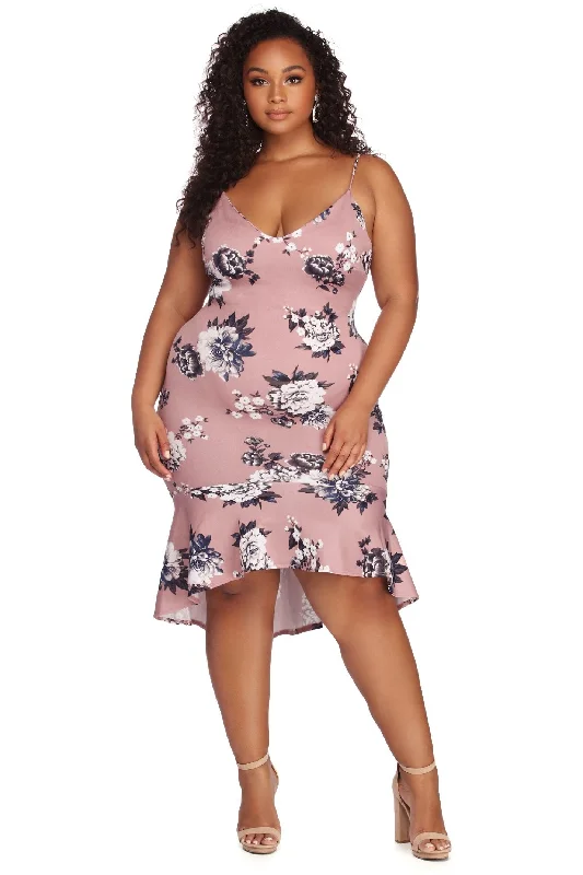 long-sleeved midi dressesPlus Flow With Charming Floral Midi Dress