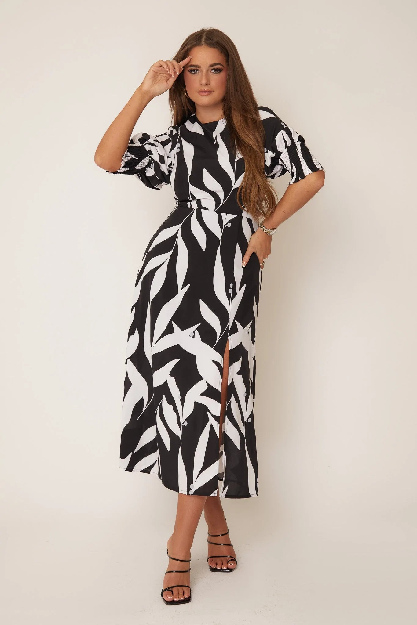 chic midi dressesBrogan Black White Floral Print Midi Dress