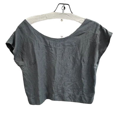 women's tops that offer a perfect blend of style, comfort, and affordabilityBlack Top Sleeveless Cmc, Size M