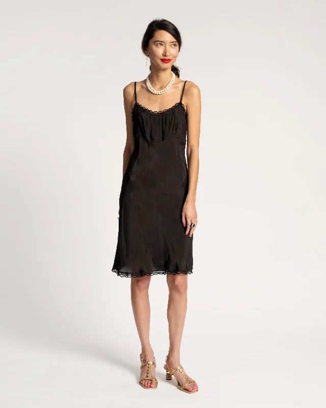 women's breathable dressesScallop Slip Dress Silk Black